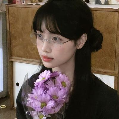 她在梦中跳舞